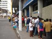 Alagoanos enfrentam filas para utilizar os serviços do INSS