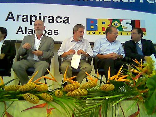 Governador Luis Abílio, presidente Lula, senador Renan Calheiros e prefeito Luciano Barbosa