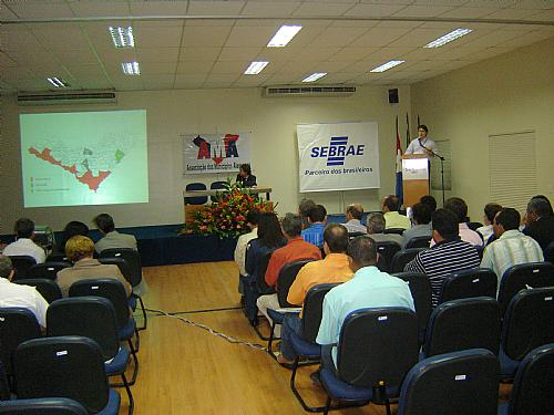 Gestores dos municípios alagoanos participam de seminário no Sebrae