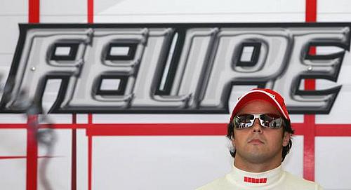 O brasileiro Felipe Massa, da Ferrari, fez a pole position