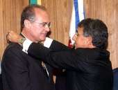 Renan recebe o Colar do Mérito Ministro Victor Nunes Leal pelos relevantes serviços prestados ao Sistema Tribunal de Contas