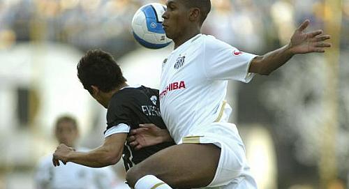 Santos e Corinthians fizeram um clássico movimentado na Vila