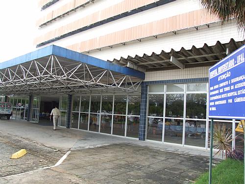 Hospital Universitário suspende atendimento por falta d'água