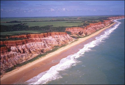 Coruripe é dono de belas praias no litoral sul de Alagoas