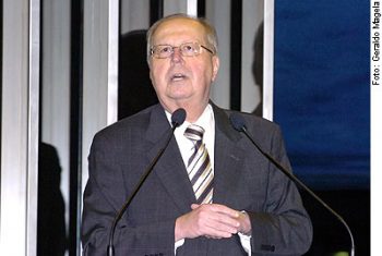 Senador João Tenório corrigiu matérias publicadas na imprensa