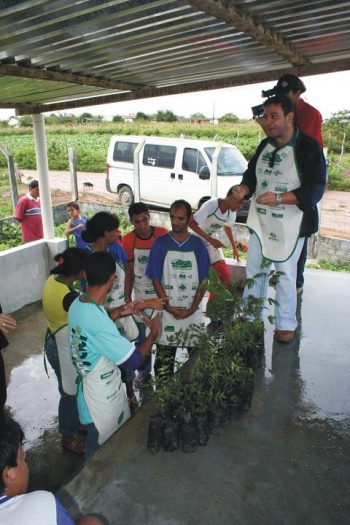 Secretário do Meio Ambiente promove plantio em Arapiraca