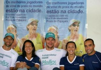 Atletas do vôlei de praia desembarcam em Maceió e prometem muita emoção