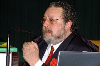 Ministro Eros Grau é o relator da ação proposta pelo vereador