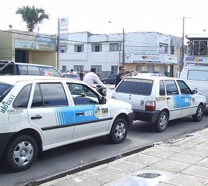 Taxistas reivindicam fiscalização da SMTT