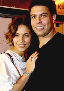 O namoro de Ronaldo e Bia Anthony começou em janeiro de 2007