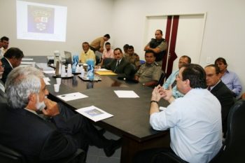 Membros do conselho foram empossados pelo prefeito Luciano Barbosa