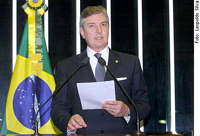 Fernando Collor faz ressalvas ao País presidido por Hugo Chaves