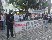 Os manifestantes realizaram uma caminhada pelo Centro de Maceió