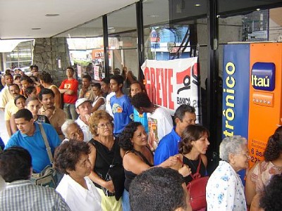 Bancários de Alagoas anunciam greve nas agências do Itaú