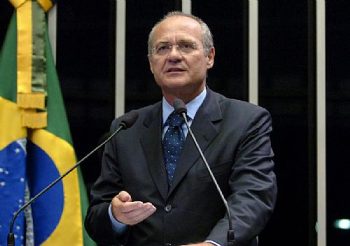Renan em discurso no Senado falou sobre crise nos mercados mundiais