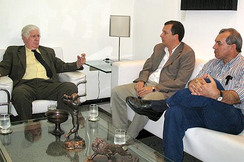 Toledo e Marcos Lisboa se reuniram com presidente do TJ