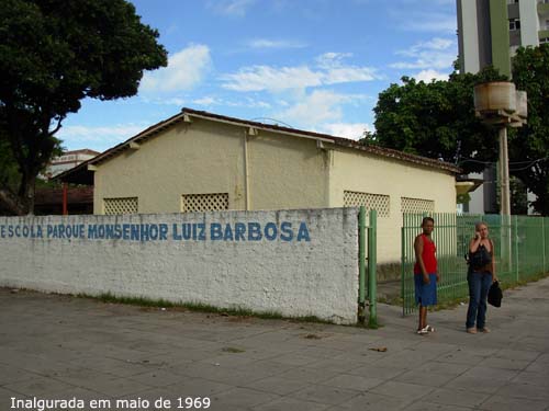 Escola Tavares Bastos