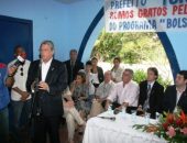 Governador Teotonio Vilela discursa no lançamento do selo em homenagem ao ex-prefeito Tonhão