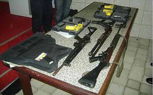 Pistola taser será usada no policiamento ostensivo
