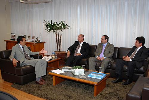 Lobão recebeu Renan, Luciano e Bertoni em Brasília