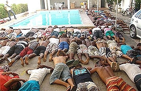Prisões ocorreram durante a festa à beira da piscina