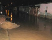 Fortes chuvas deixam várias ruas alagadas na periferia de São Miguel dos Campos