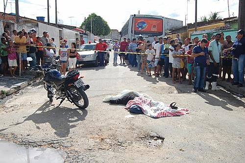 Motociclista morreu no local do acidente