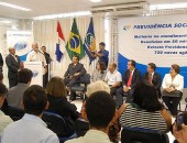 Ministro José Pimentel inaugura agência de Santana do Ipanema