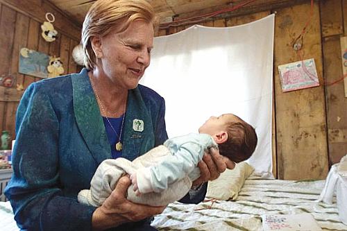 A pediatra Zilda Arns, fundadora da Pastoral da Criança, receberá homenagem da Arquidiocese de Maceió