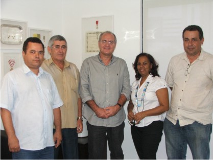 Diretores do Sindjornal-AL com o senador Renan