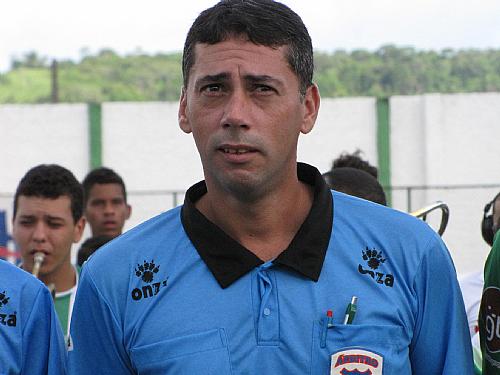 Árbitro George Alves Feitoza