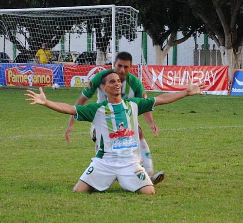 Peixinho fez dois gols diante do Corinthians em Murici
