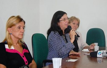 Reitora da Uncisal apresentou nova direção da Maternidade Escola Santa Mônica