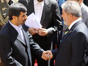 Ahmadinejad e Lula