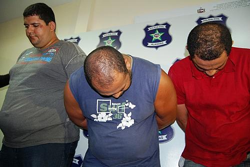 Acusados foram presos em flagrantes com 70kg de maconha