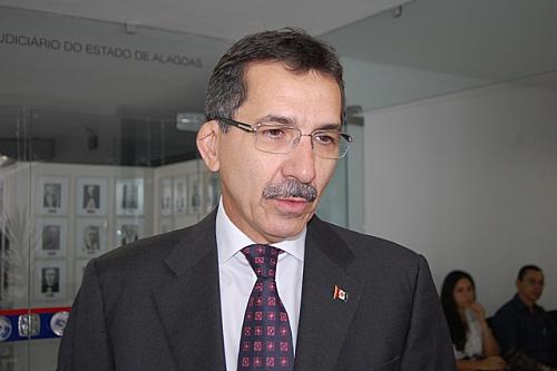 Secretário Luiz Otávio Gomes