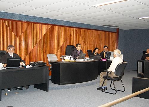 Argemiro Alves de Melo é interrogado pelo juiz Geraldo Amorim