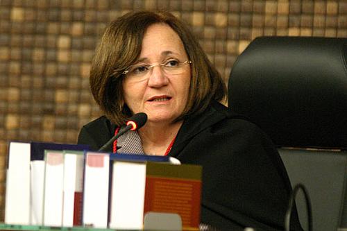 Presidente Elisabeth Carvalho: decisão garante direito de oficiais às promoções