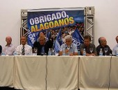 Governador reeleito Teotonio Vilela concede primeira coletiva após eleições