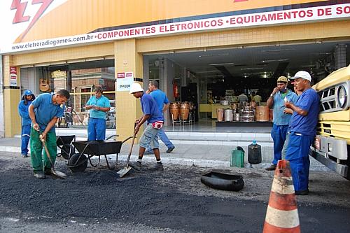 Obras na Rua Dias Cabral, no Centro