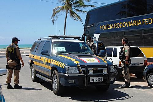Agentes da PRF de 14 estados foram deslocados para operação em Alagoas