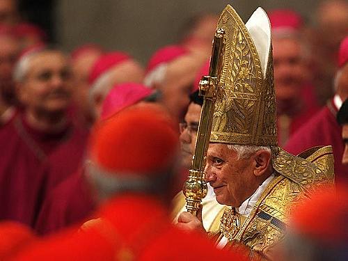 Até o momento, o Vaticano não recomenda qualquer forma de método de contracepção