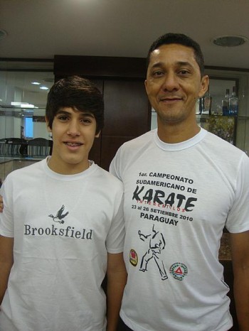 Leonardo Lyra e o mestre Edgard Lucena participam de torneio em Joinville