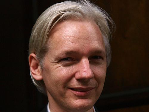 Julian Assange em foto de 27 de julho