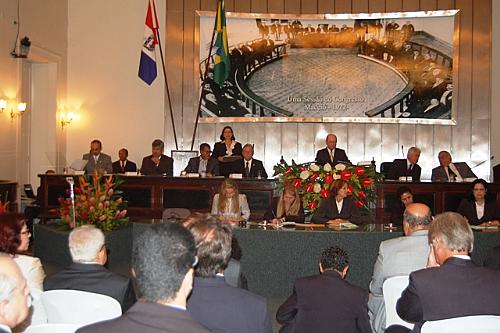 Vilela foi empossado em solenidade na Assembleia Legislativa de Alagoas