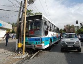 Colisão provocou ainda mais congestionamento na Avenida Fernandes Lima