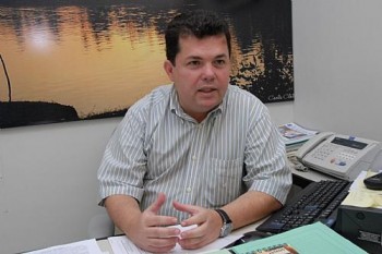 João Aderbal, oncologista da Sesau