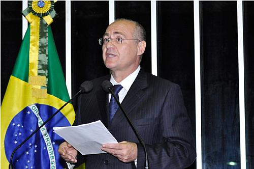 Senador sugere que Brasil faça uso do princípio da reciprocidade