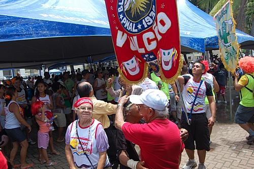 Bloco Vulcão completa 75 anos de desfiles em carnavais