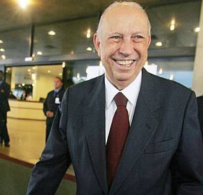 Ex-vice-presidente José Alencar voltou a apresentar uma perfuração no abdômen